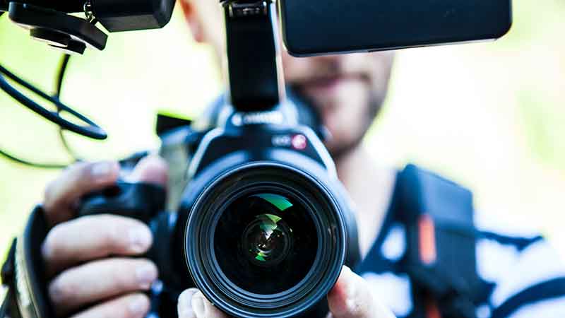 A amateur photographer or videographer can be a good money-saving choise.