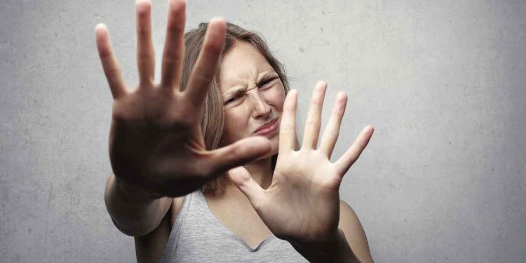 Overcoming Fear to Ask for a Discount and Save Money